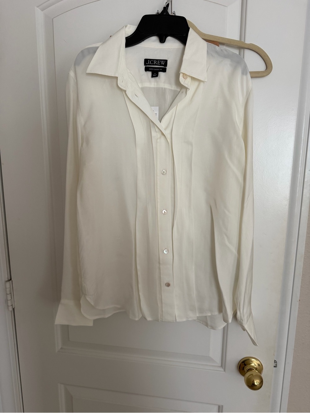 NWT j crew Jules perfect fit size 4 button down tuxedo shirt blouse off white